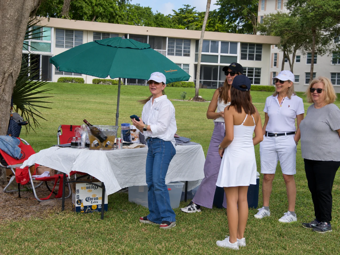 Volunteers at the refreshment station on the course